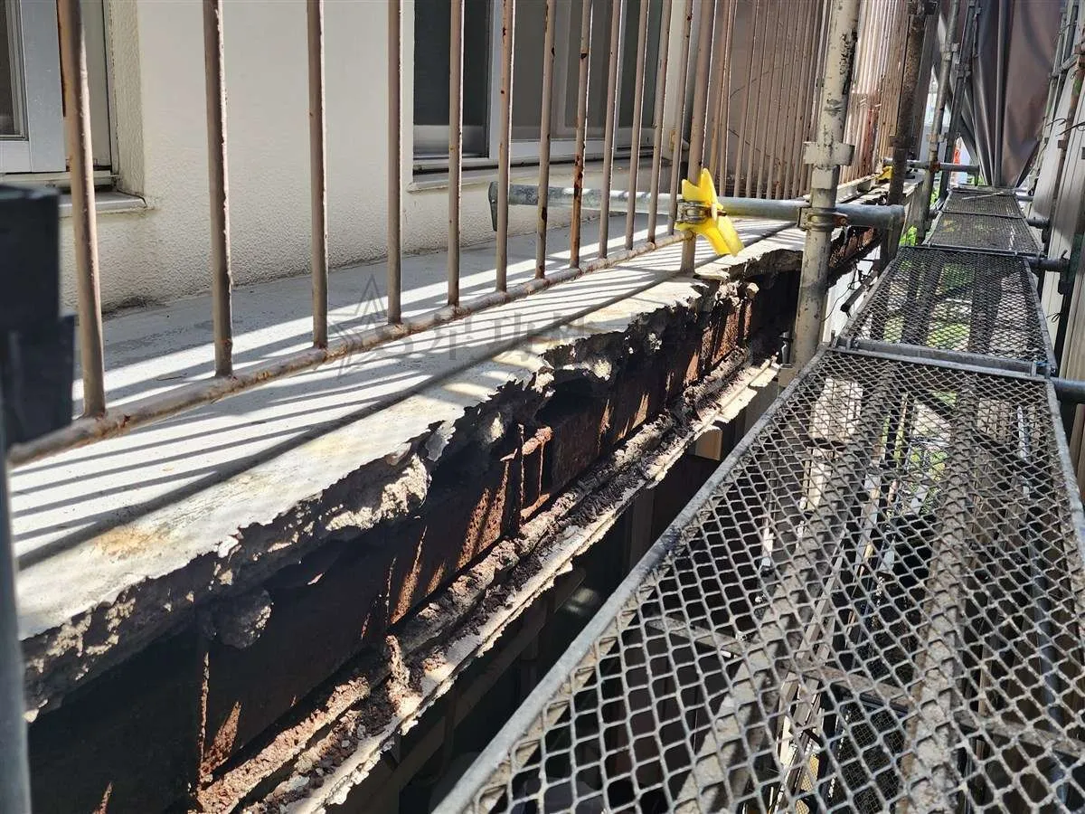 これは危険！こんなコンクリート壁、見たことありませんか？！【大阪市大正区】