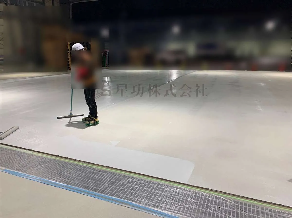 【防滑塗装工事】大阪市西区・B倉庫