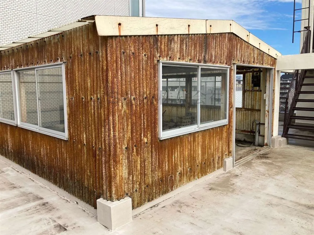 屋上建物・解体撤去作業が終わりました(東大阪・Kマンション)