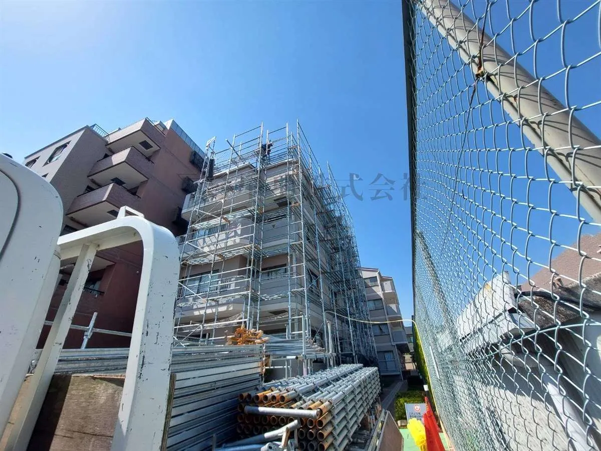 『マンション大規模修繕工事』いよいよ足場組立③仮設足場