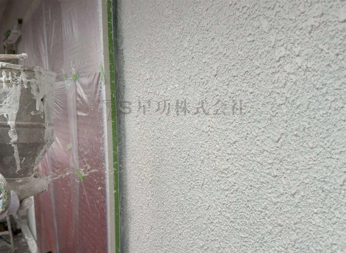 凹凸が魅力！ボンタイル塗装ヘッドカット仕上げ