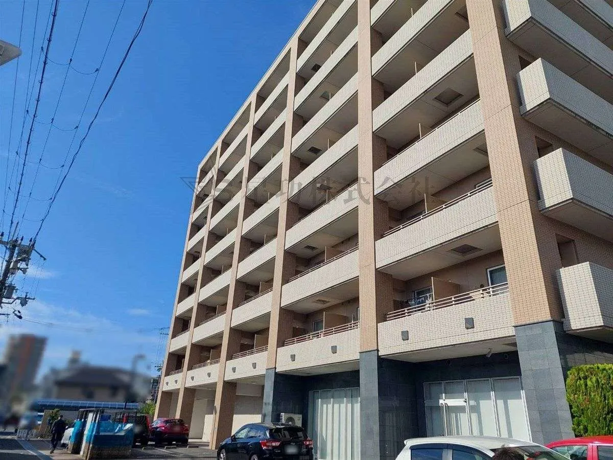 マンション大規模修繕工事が始まる前に (養生作業・現場事務所)