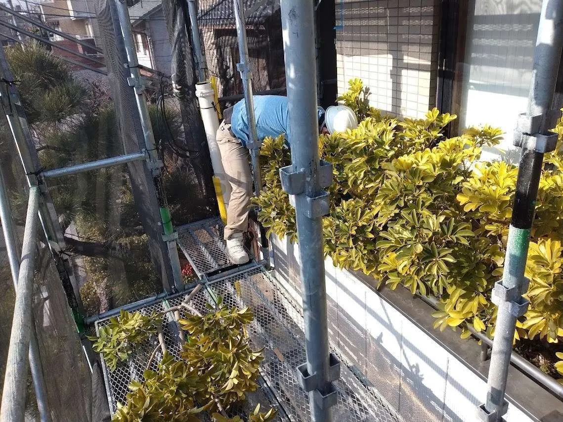 外壁改修工事・植栽プランターの撤去(大阪市・Ｍ様邸)