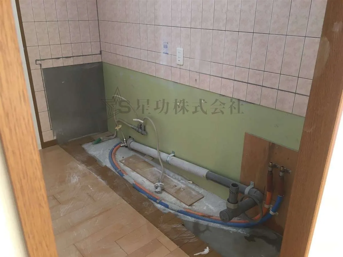 内装リフォームの解体作業