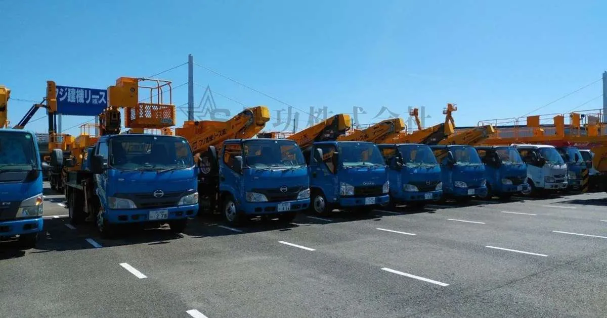 高所作業のためクレーン車を取りに行ってきました！