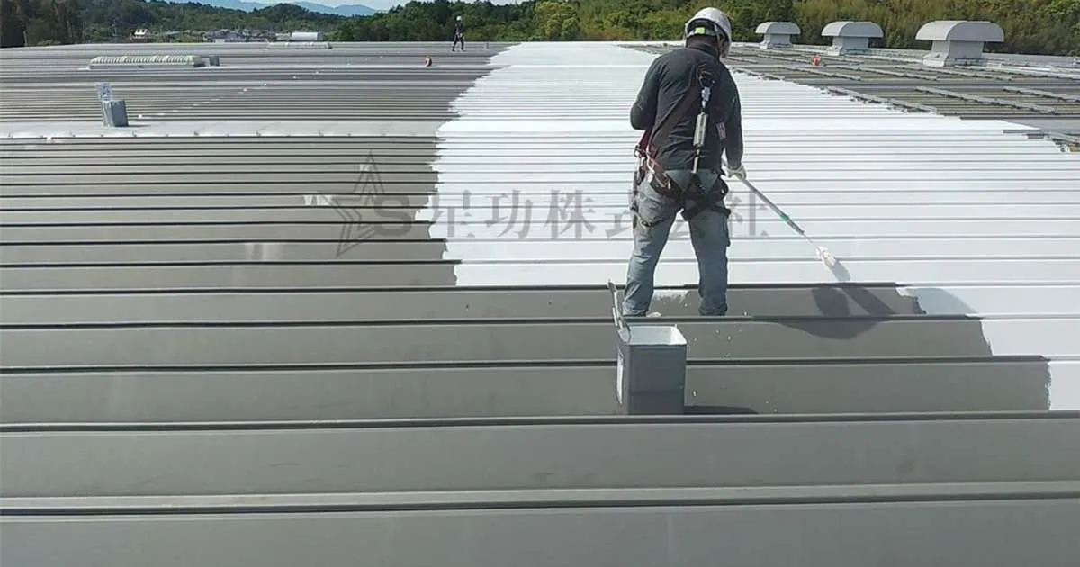 ガルバリウム鋼板の屋根塗装工事・サビ止め(工場・倉庫)