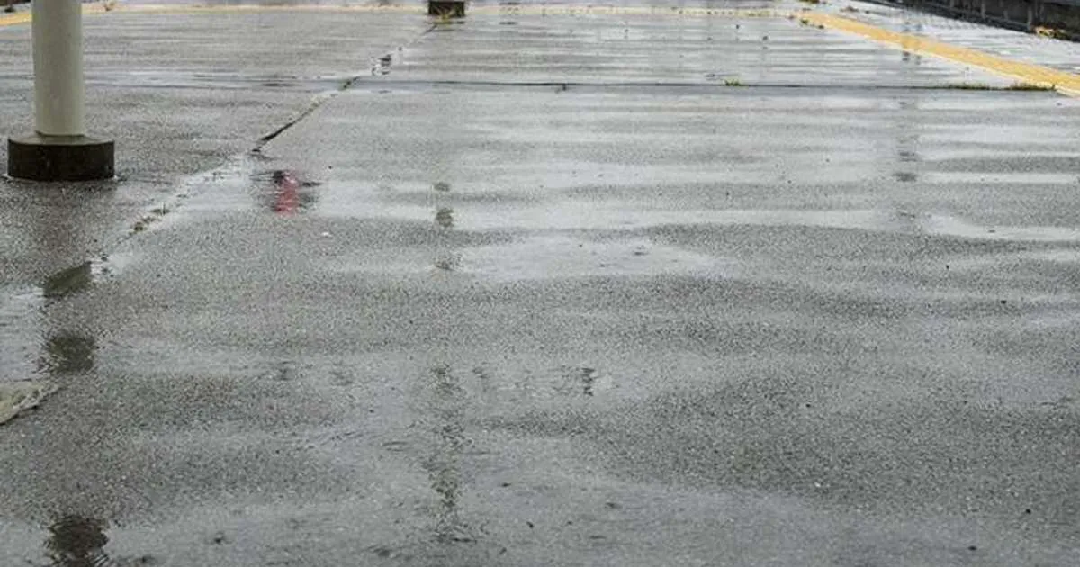 天候が雨の時の外壁塗装について