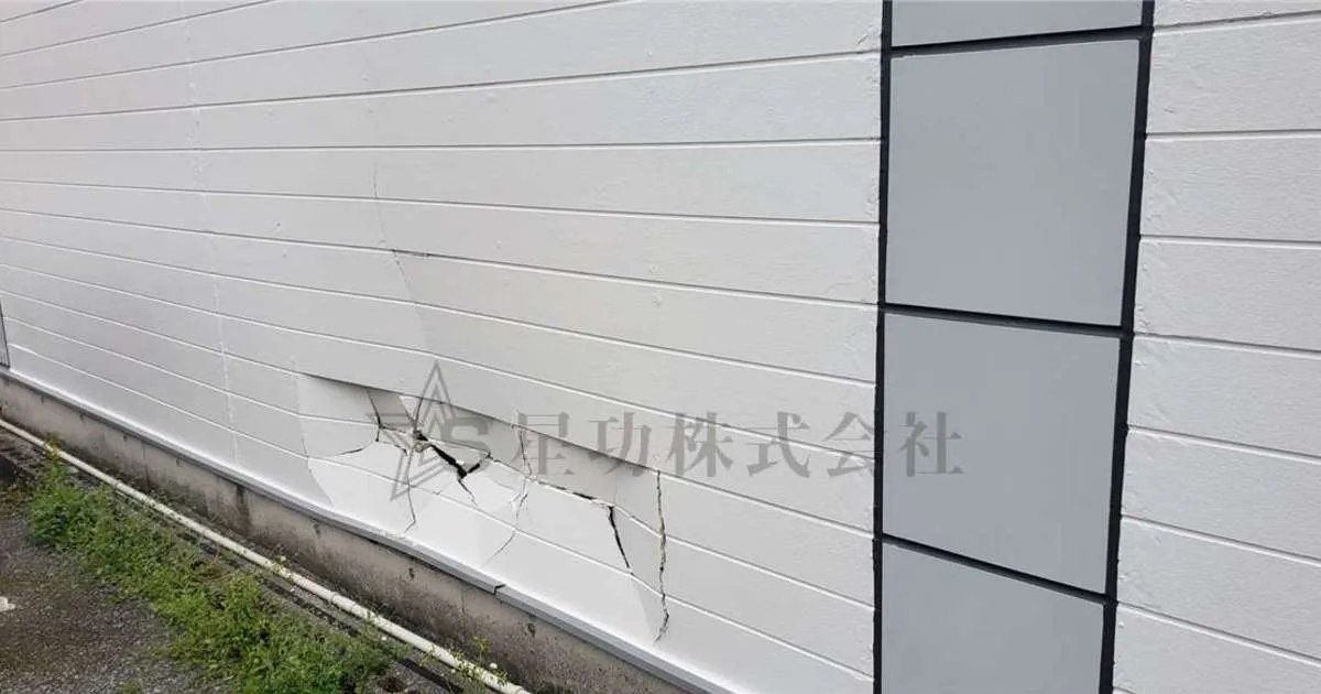 Sビル(大阪市)　破損部分の現地調査