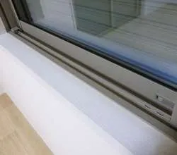 建具（サッシ）取付工事